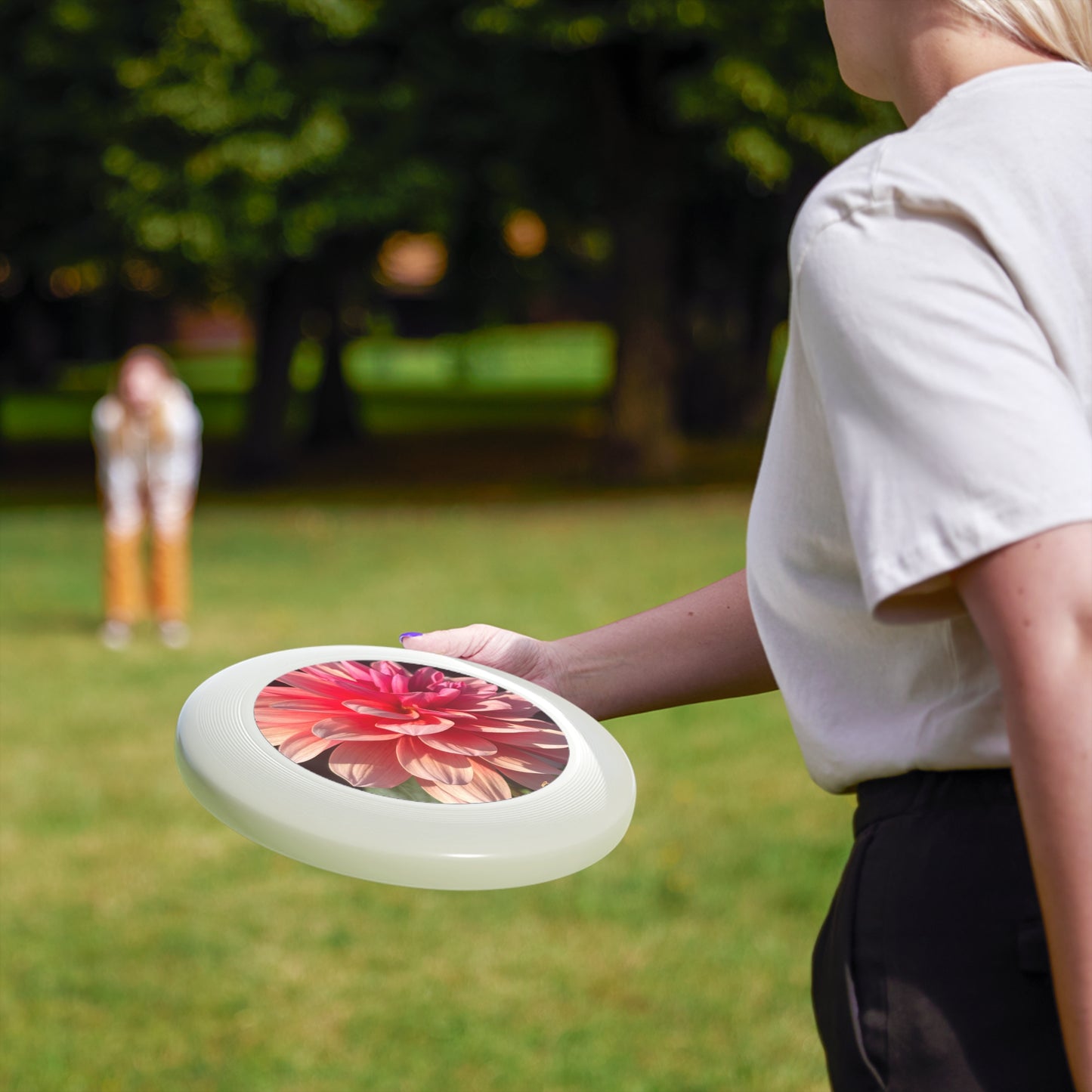 Floral Frisbee with Nature Design - Perfect for Outdoor Fun, Gifts for Friends, Summer Activities, Garden Parties, Recreational Play